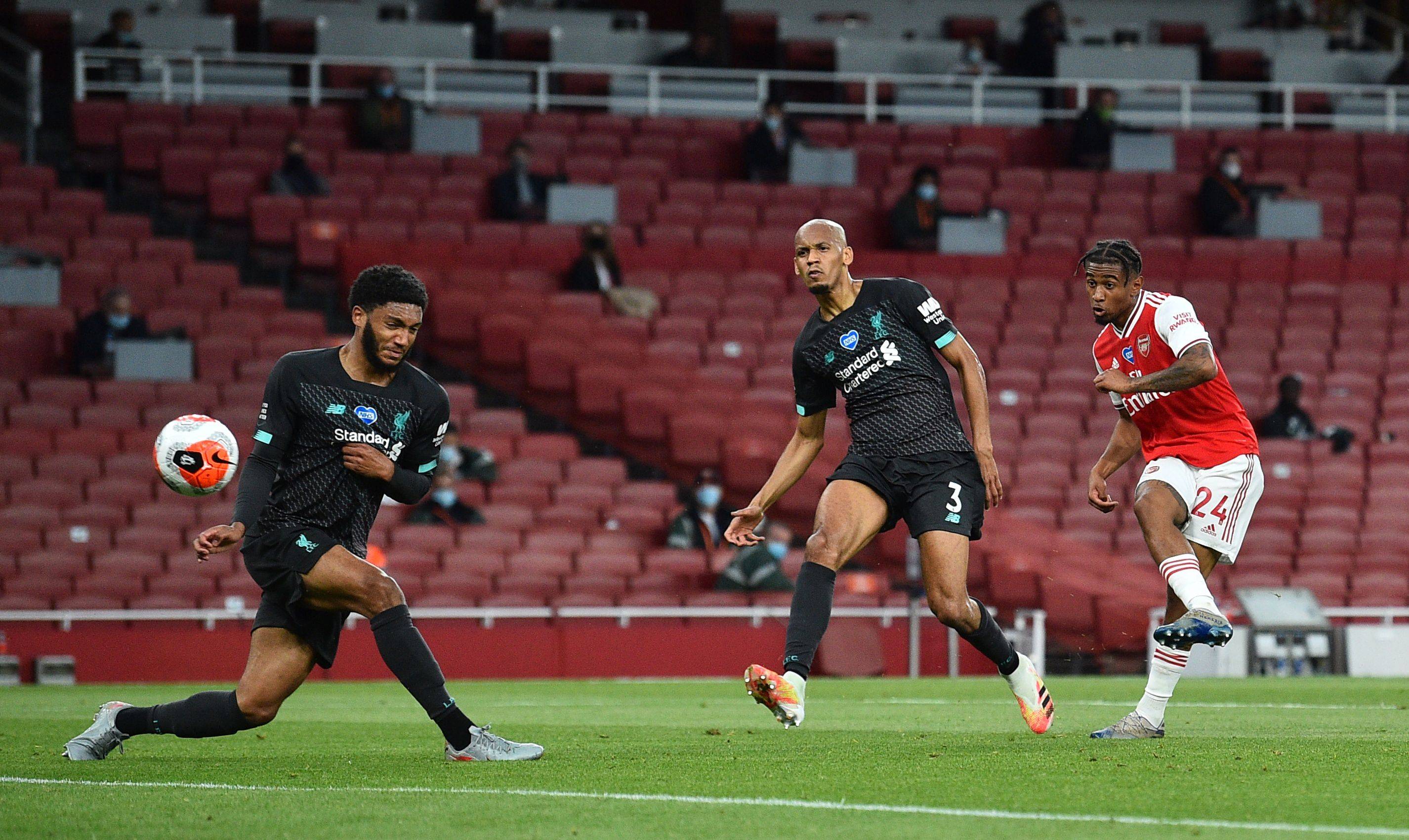 滑板运动作 滑板运动作